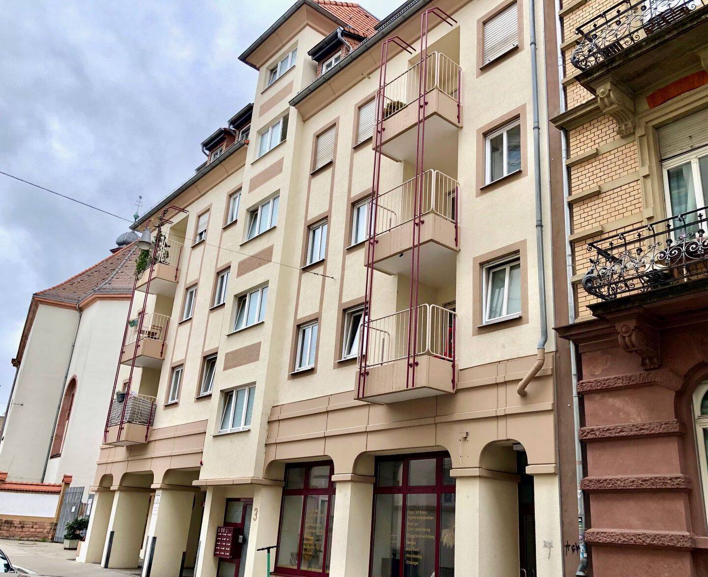 GERADLINIG: TOP LAGE, EINBAUKÜCHE, LOGGIA, GARAGE!, 69117 Heidelberg (Altstadt)