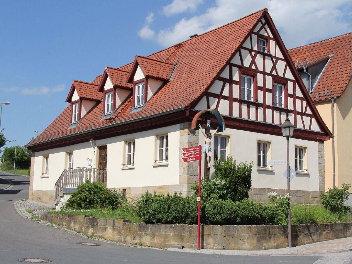 Historischer Charme mit vielseitigen Nutzungsmöglichkeiten – denkmalgeschütztes Haus in Amlingstadt, 96129 Strullendorf