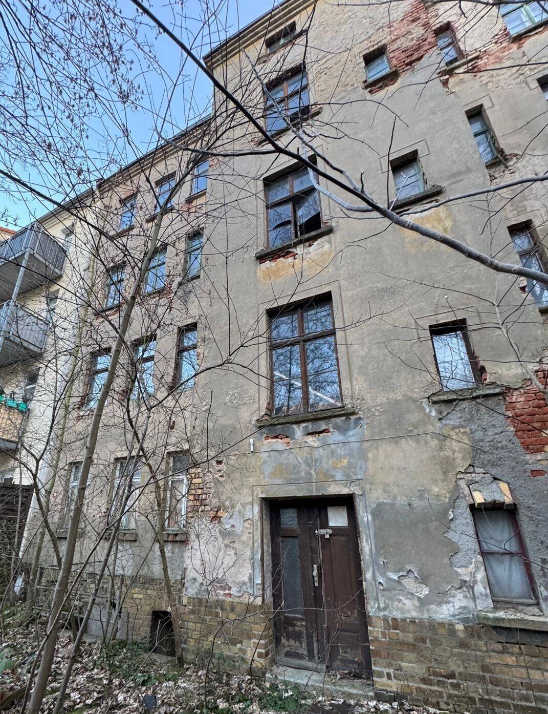 Mehrfamilienhaus mit Entwicklungspotenzial in attraktiver Wohnlage, 4299 Leipzig (Probstheida Stötteritz)
