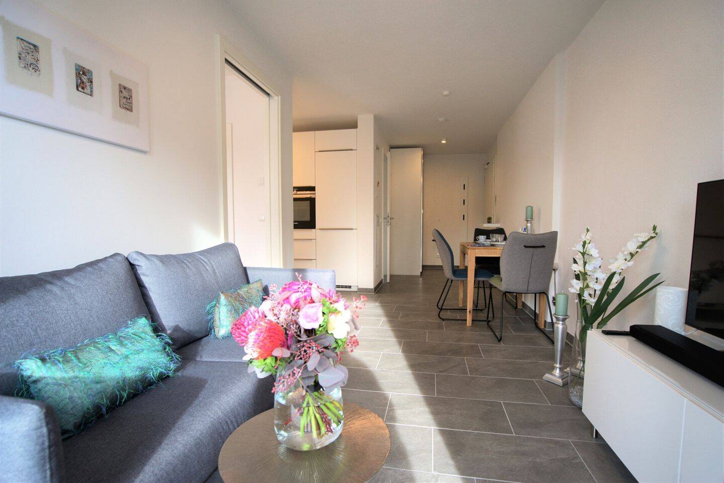 Einziehen und wohlfühlen – exklusiv möbliertes Apartment mit Garten, U3 fußläufig, 81475 München (Thalk. Obersendl.-Forsten-Fürstenr.-Solln)