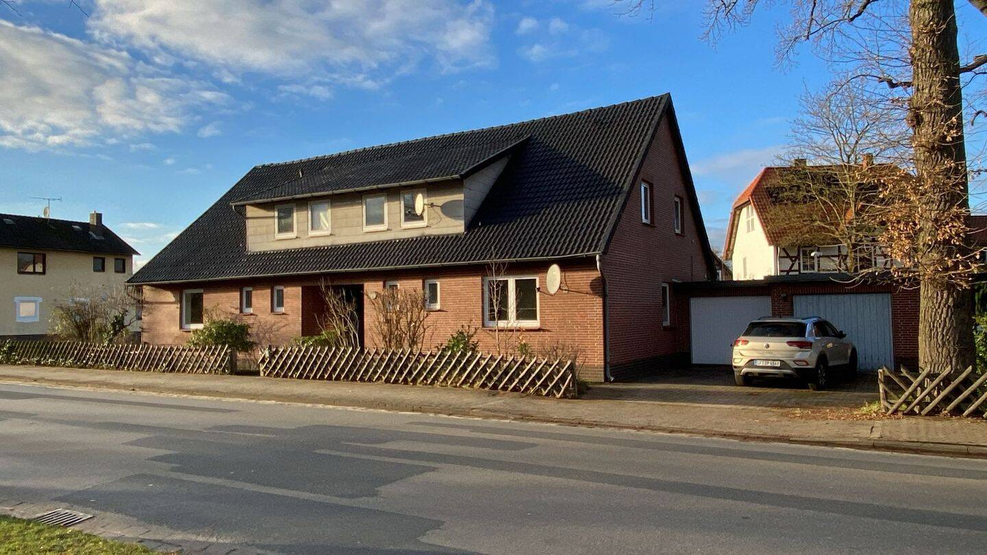 Frisch modernisierte 3-Zimmer-Wohnung mit Carport – Einziehen und wohlfühlen!, 38536 Meinersen