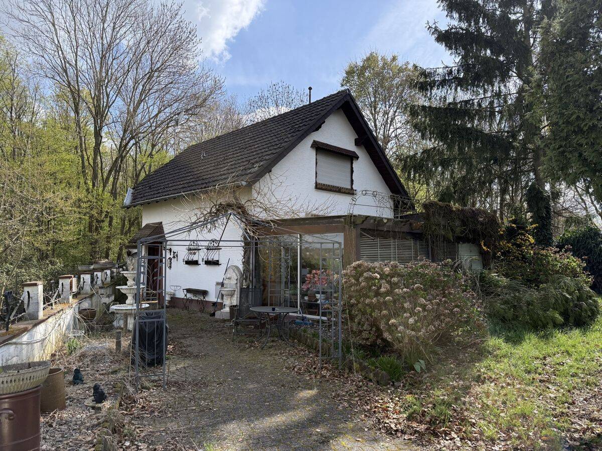 TROISDORF KRIEGSDORF freist. Einfam. Haus mit ca. 110 m² Wfl., Wintergarten, Garage, 659 m² GrSt., 53844 Troisdorf