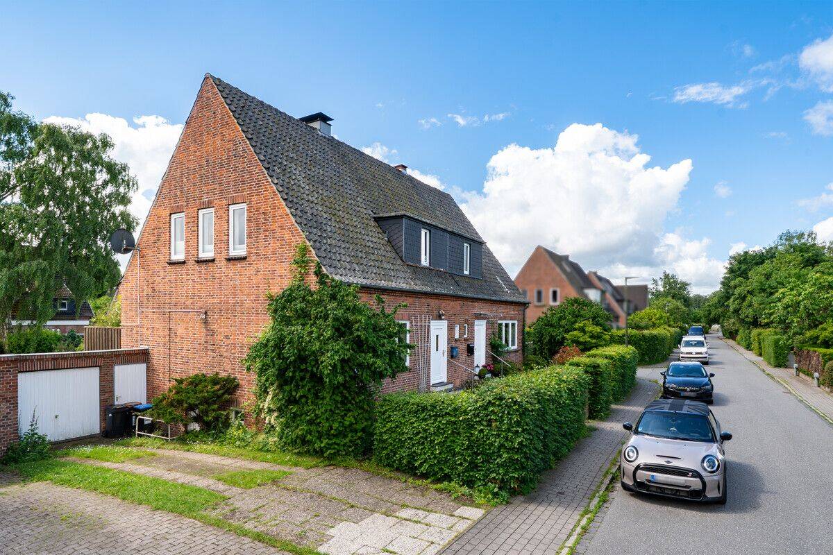 Hell & freundlich: Charmante Doppelhaushälfte im Monokelviertel, 24939 Flensburg (Altstadt Neustadt Nordstadt Westliche Höhe)