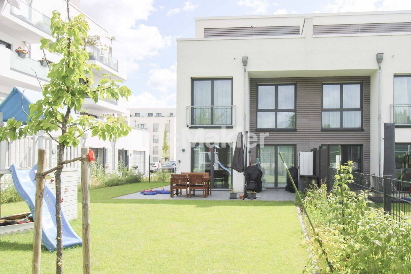 KfW-55 Reihenendhaus, Baujahr 2024, 5 Zimmer, Dachterrasse, teilmöbliert, in BS-Rautheim, 38126 Braunschweig (Braunschweig Lindenbergsiedlung Mascherode Rautheim Südstadt)