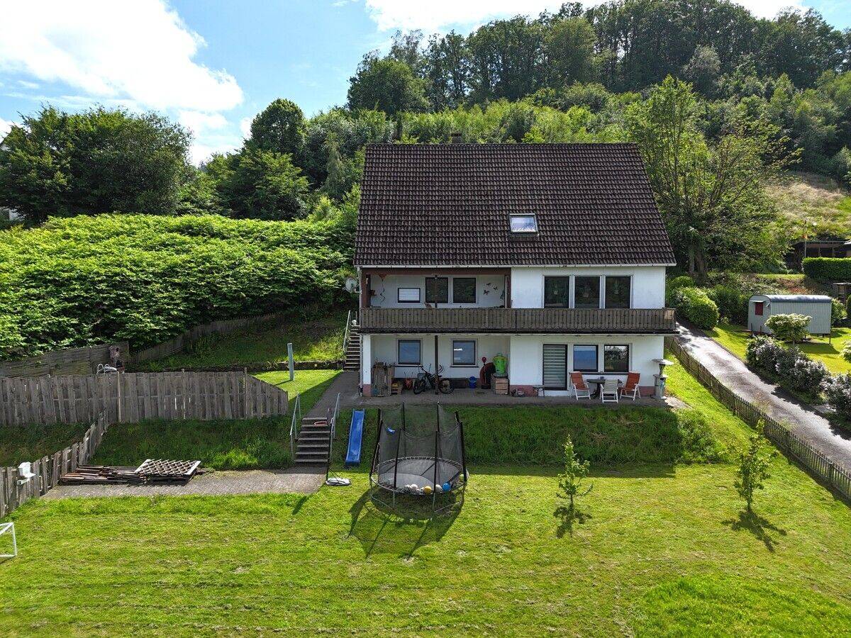 Großzügiges Einfamilienhaus mit tollem Garten in guter Wohnlage in Werdohl-Kleinhammer zu verkaufen!, 58791 Werdohl
