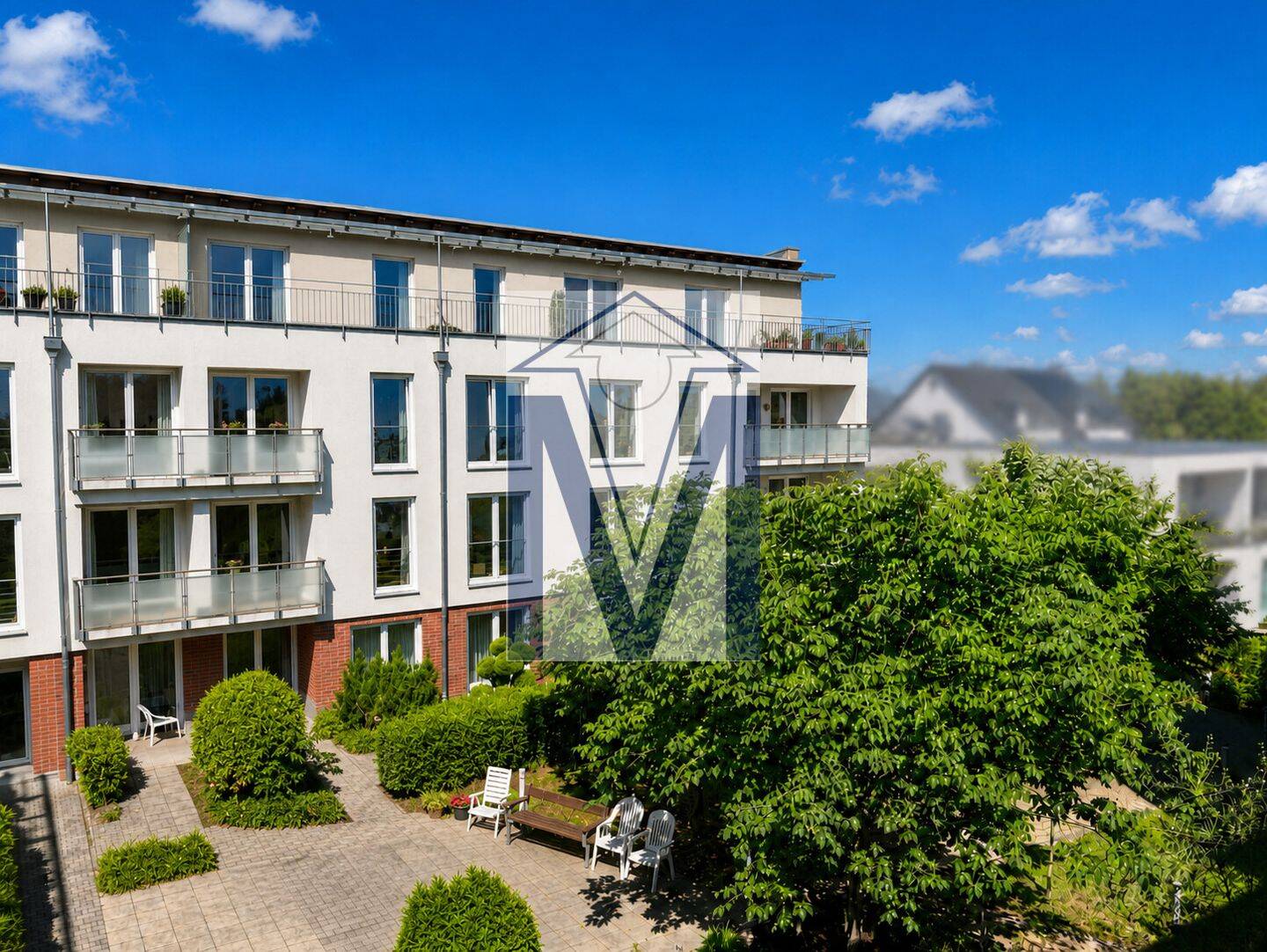 Betreutes Wohnen Brühl-Rohrhof: helle 2-Zimmer-Wohnung mit Balkon und Aufzug, 68782 Brühl
