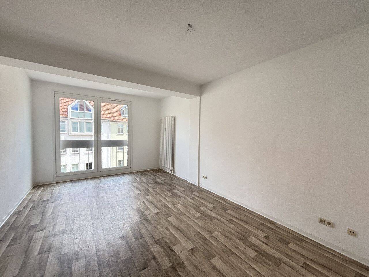 Geräumige 2-Raum-Wohnung direkt in der Innenstadt, 15230 Frankfurt (Oder) (Frankfurt)