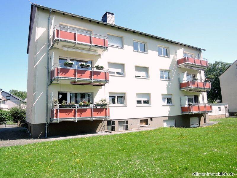 Renovierte, helle Zweizimmerwohnung mit Balkon nahe der Innenstadt, 37154 Northeim