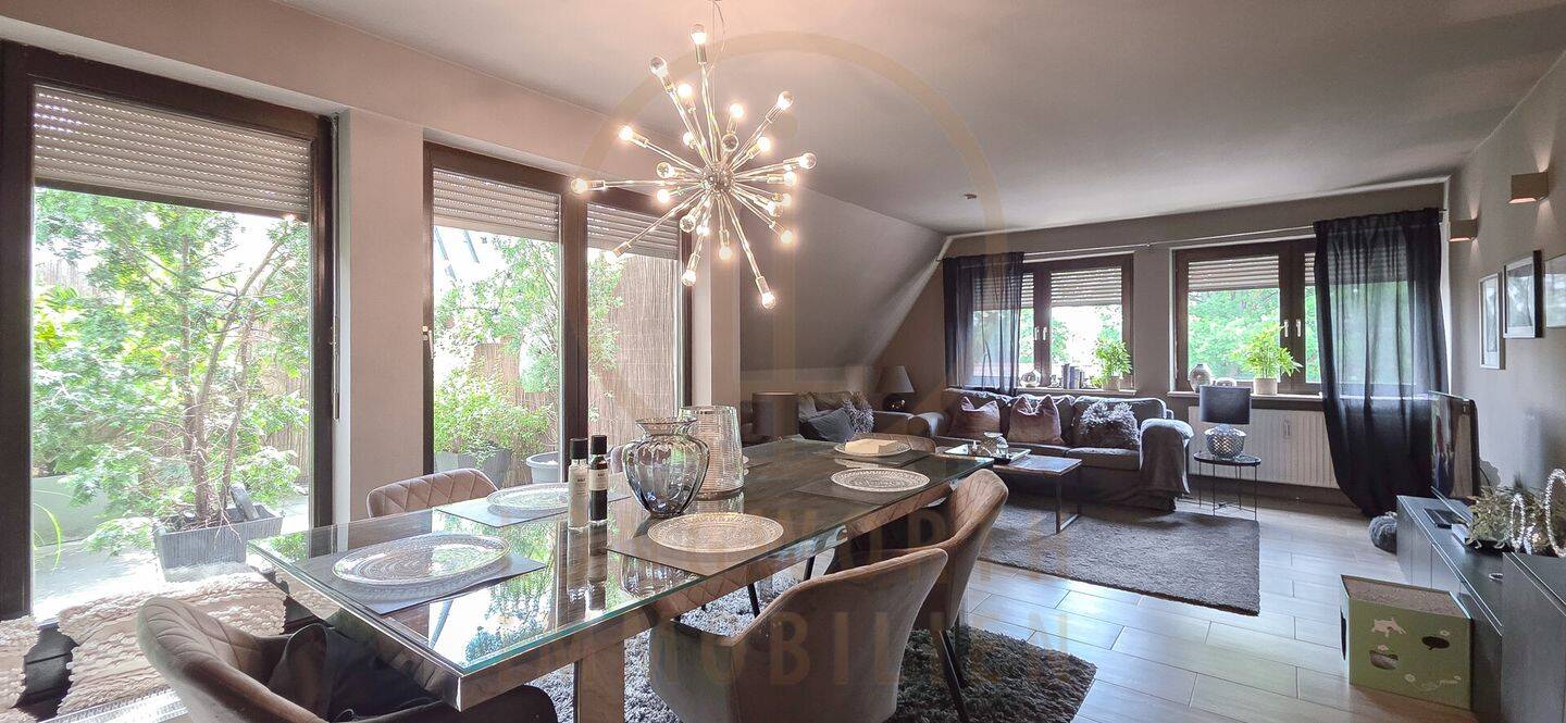 Außergewöhnliche Maisonette mit 30 m² großer Dachterrasse, 90537 Feucht