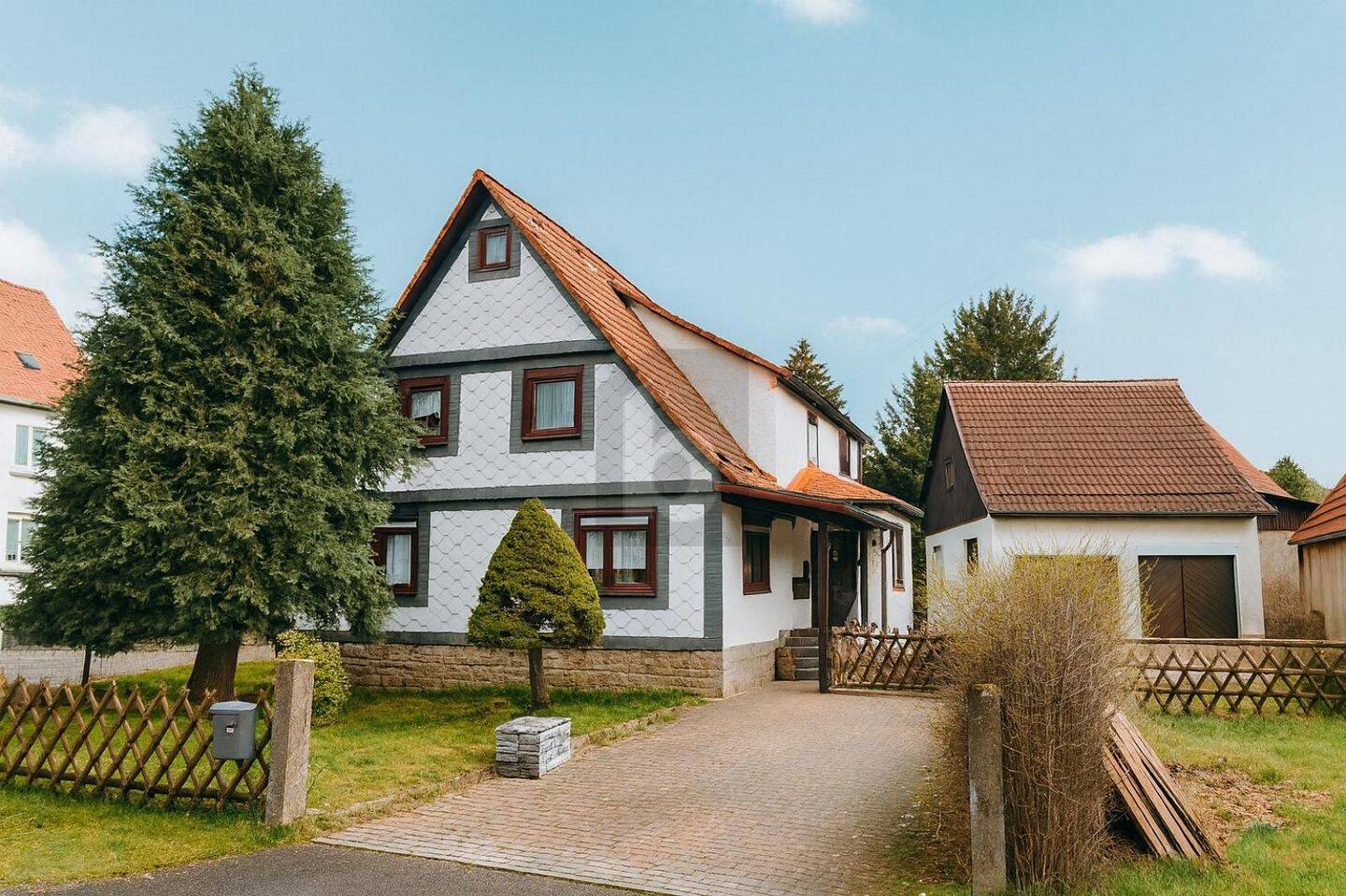 165M² – PERFEKTES ZUHAUSE FÜR DIE GROßFAMILIE, 98553 Schleusingen