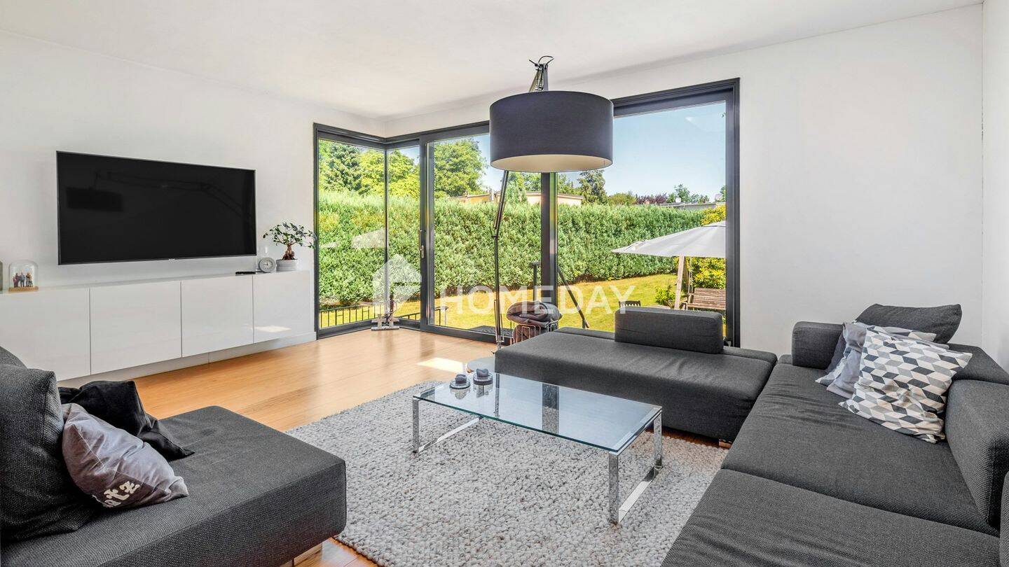 Historischer Charme trifft modernen Wohnkomfort – Sechs Zimmer für die ganze Familie, 22159 Hamburg (Wandsbek Bramfeld Farmsen-Berne Sasel Tonndorf)