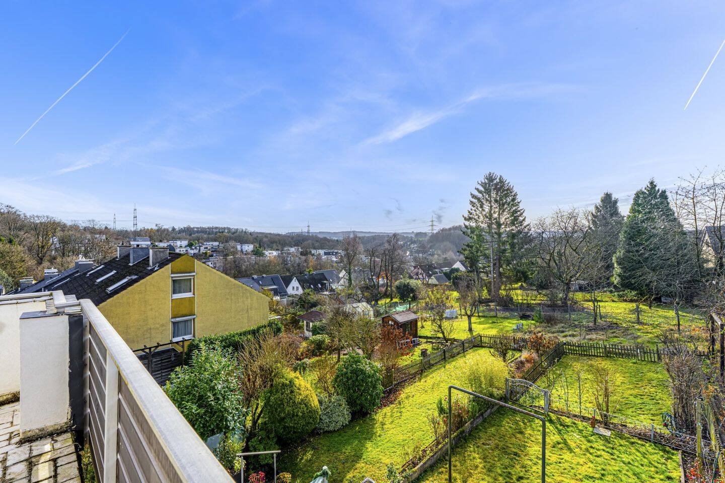 Provisionsfreies Reihenmittelhaus mit Sonnengarten im beliebten Ronsdorf, 42369 Wuppertal (Ronsdorf)