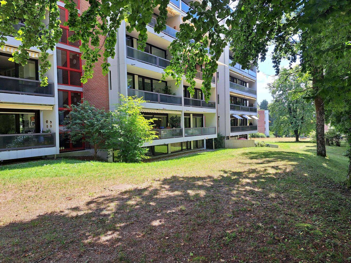 NEU … RUHIGE UND BEQUEME PARK-WOHNUNG, 82319 Starnberg