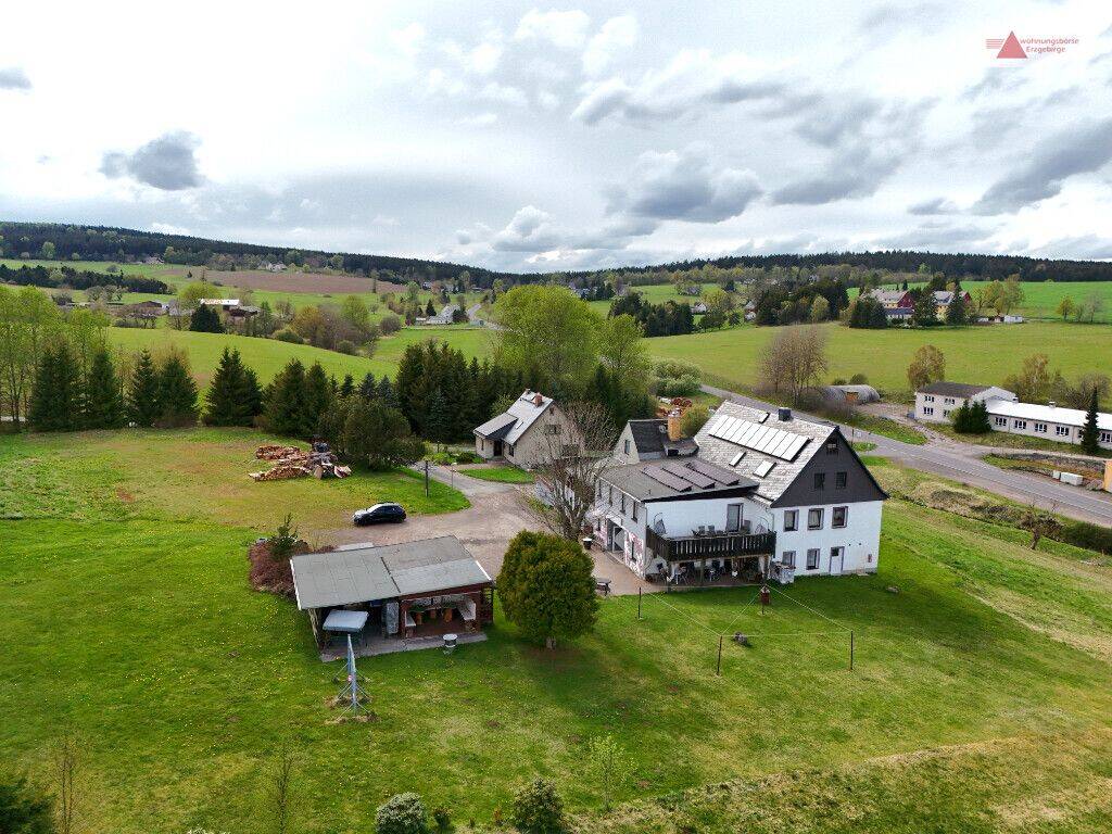 Ehemaliger Berggasthof in Alleinlage: Marienberg im Erzgebirge: 46.360 m² Grundstück, PV & Gästezimmer, 9496 Marienberg