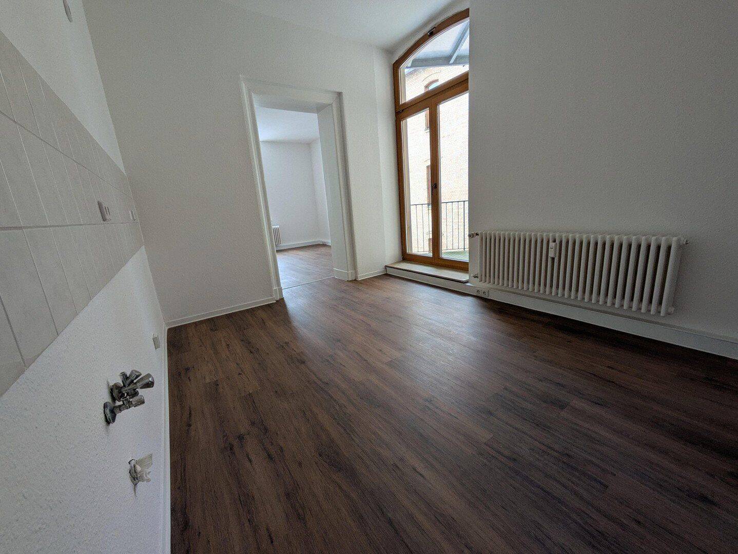 renovierte 4-Raum-Wohnung in der Nähe des Steintor, beim Wasserturm, 6114 Halle (Saale) (Am Wasserturm Giebichenstein Innenstadt Paulusviertel Trotha)