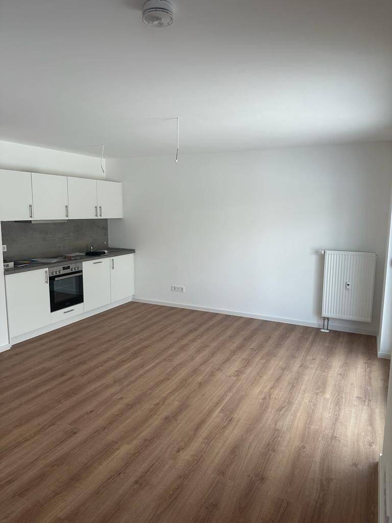 1,5 Zimmer Wohnung im Erdgeschoss in Kemnath mit Einbauküche, Terrasse und Stellplatz, 95478 Kemnath