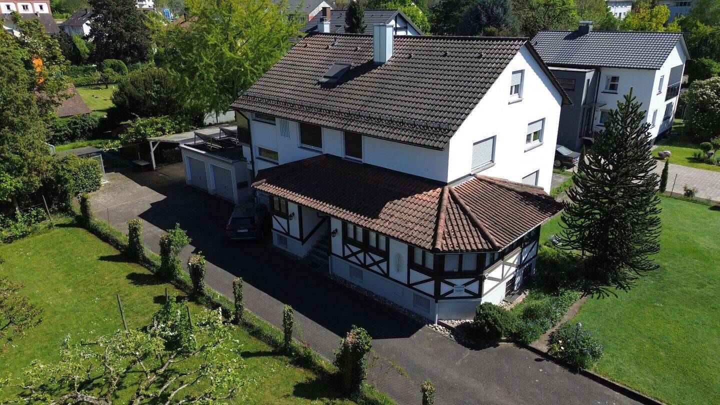 Vielseitiges Mehrfamilienhaus mit Entwicklungspotenzial in attraktiver Bahnhofslage, 77933 Lahr/Schwarzwald
