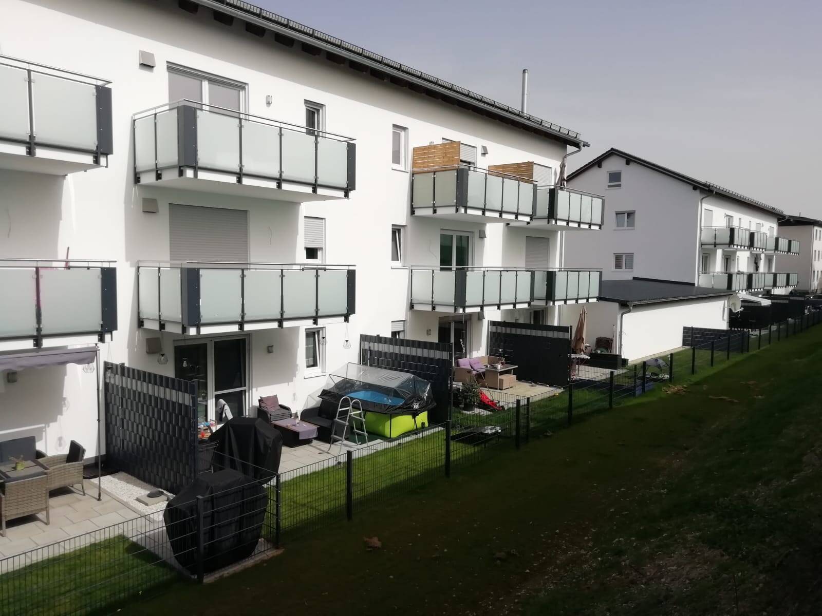 +++ NEUBAU – Inkl. Einbauküche – AUFZUG – 5 Min. FUßWEG zum Stadtplatz – KfW40 +++, 94447 Plattling