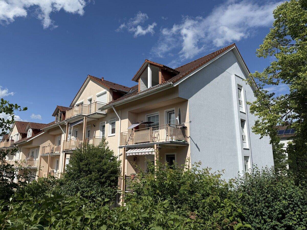 Vermietete 3-Zimmer-Wohnung mit zwei Balkone und TG-Stellplatz, 74564 Crailsheim