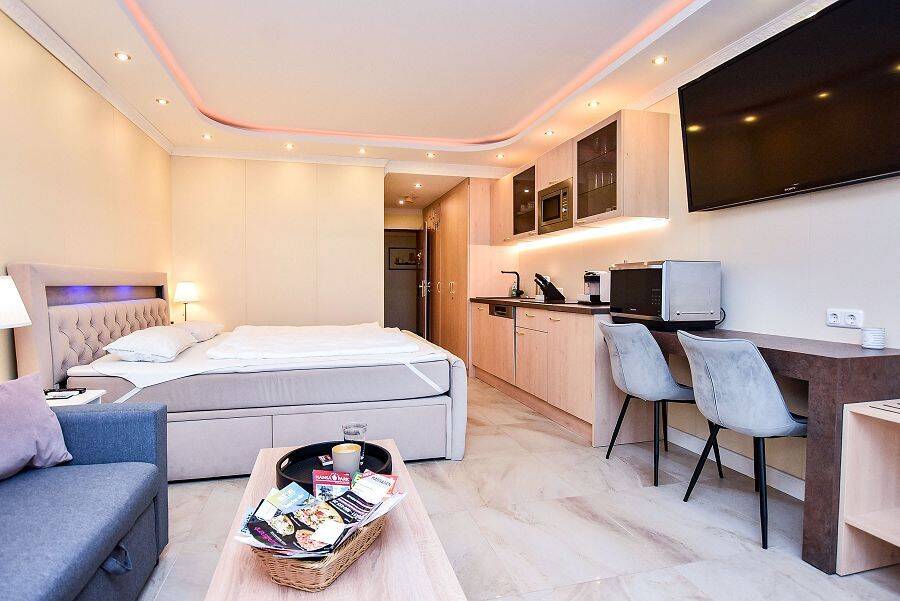 Eingebettet in die Natur! Formvollendetes Apartment mit seitlichem Ostseeblick, 23669 Timmendorfer Strand