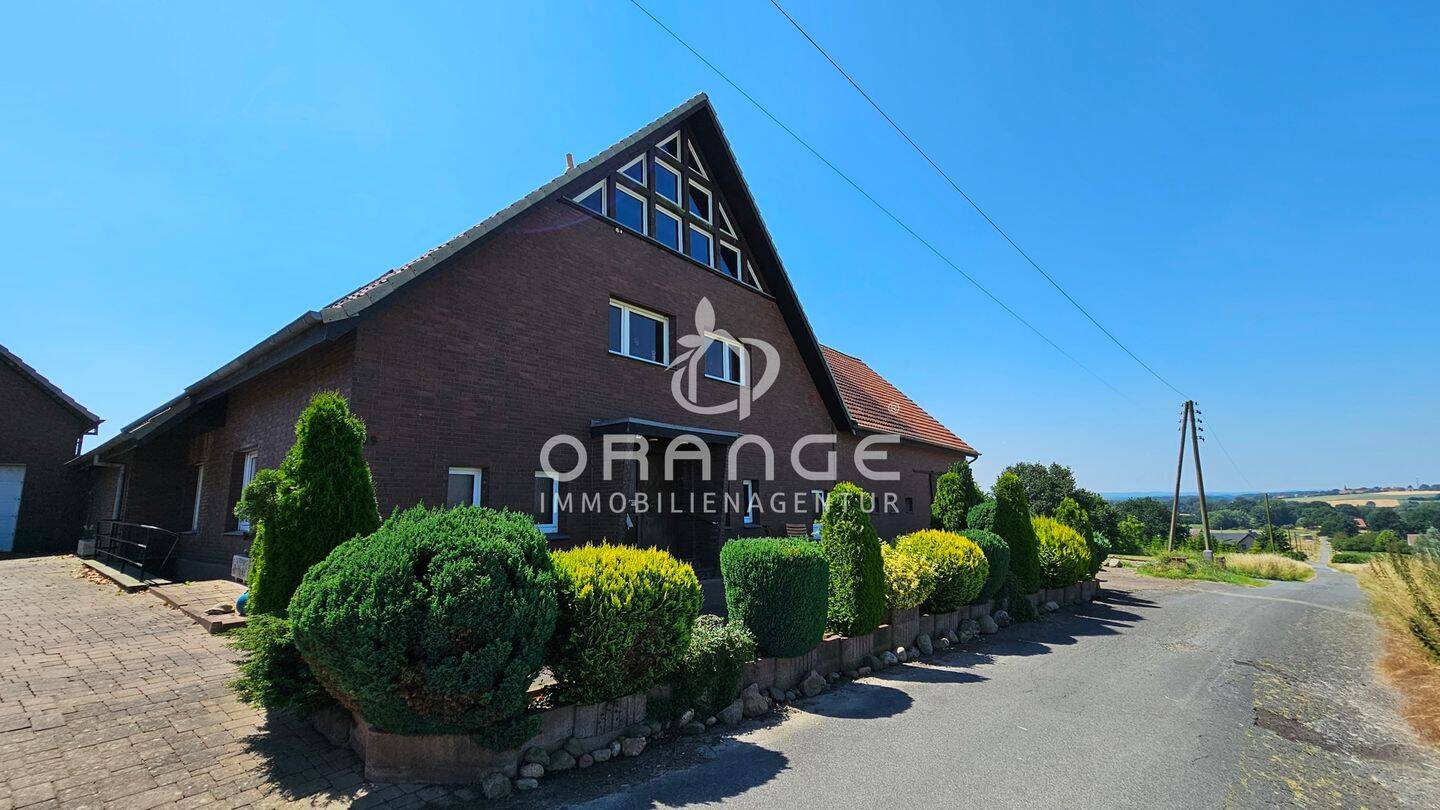 ***Mehrgenerationenhaus in idyllischer Lage ***, 32139 Spenge