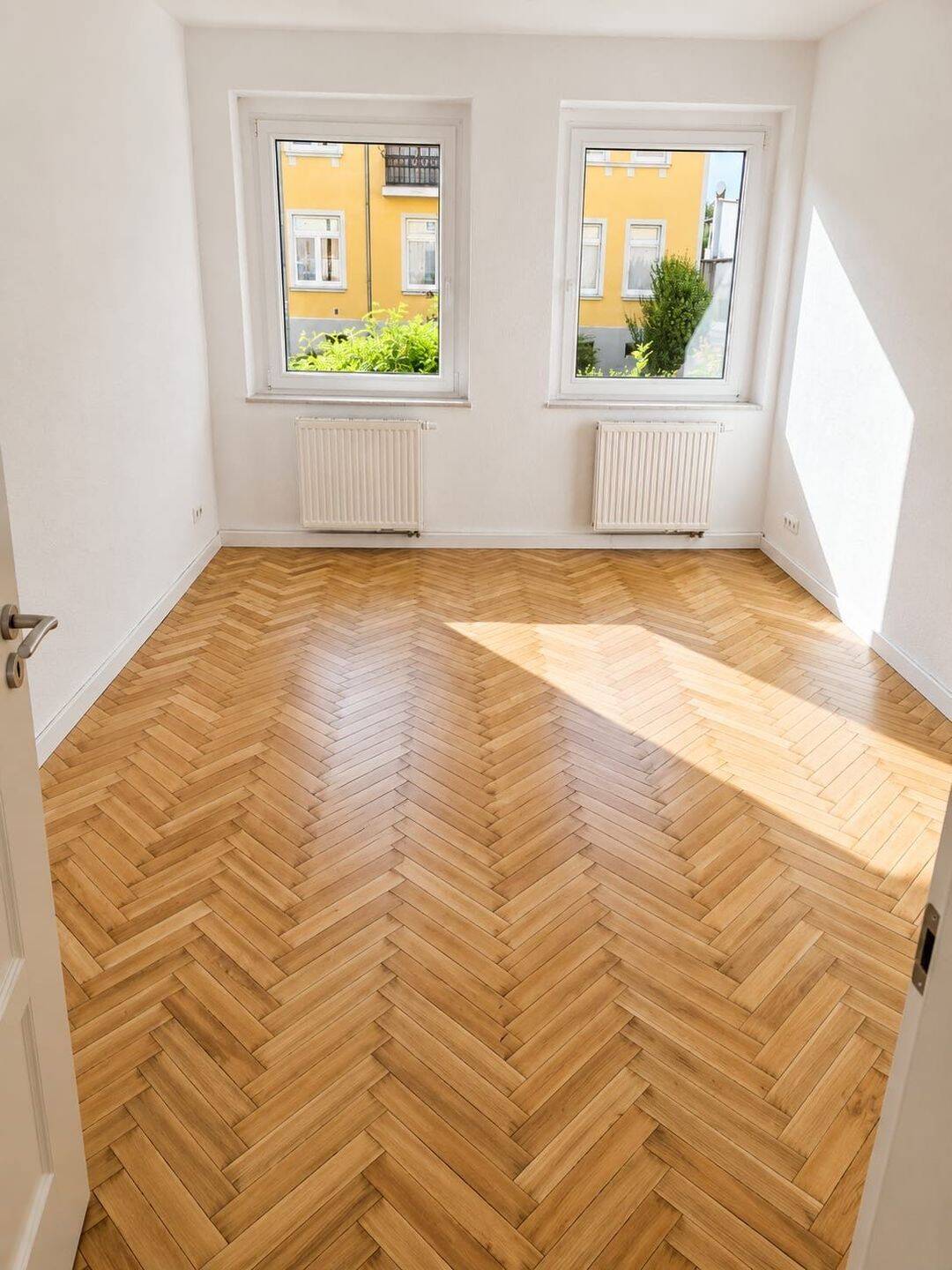 Moderne 2-Raum-Erdgeschosswohnung, 49 m², frisch renoviert – Parkett, Fußbodenheizung & Abstellraum, 7607 Eisenberg