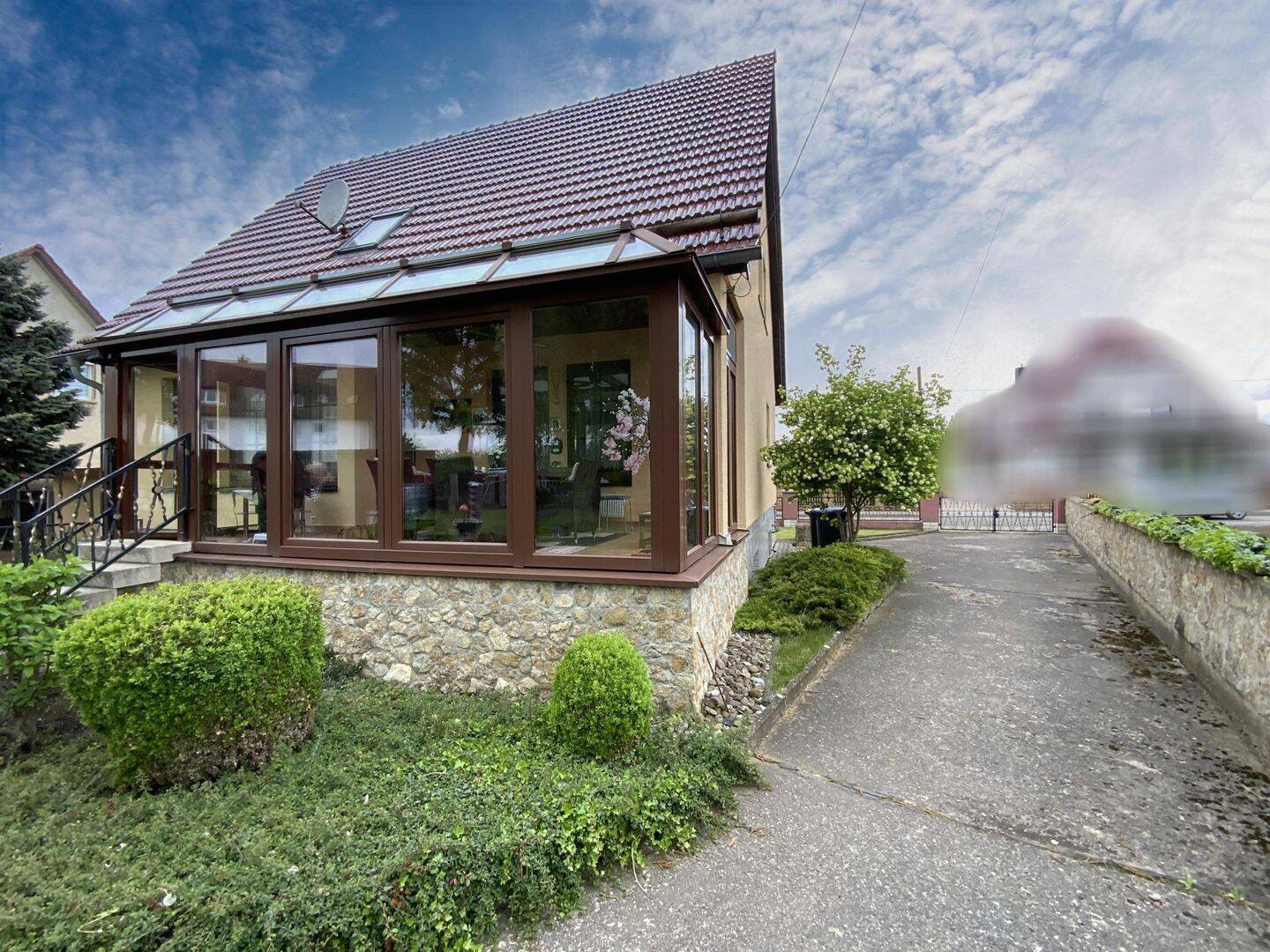 Familienglück in Bestlage – Gepflegtes Einfamilienhaus mit traumhaftem Garten und viel Platz, 99958 Tonna