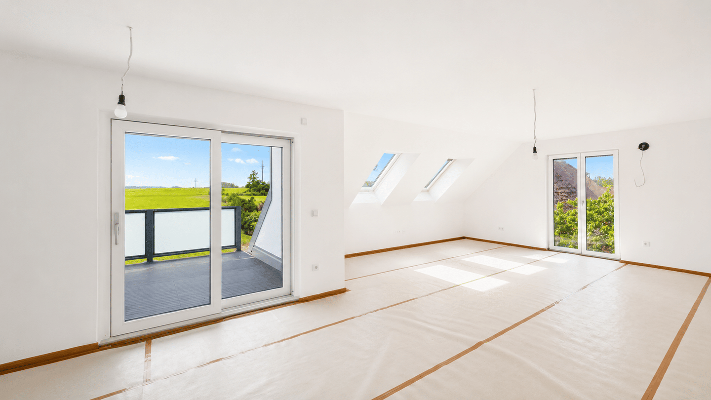 Großzügige 2-Zimmer-Dachgeschosswohnung mit Dachterrasse und Klimaanlage in Allersberg-Altenfelden, 90584 Allersberg