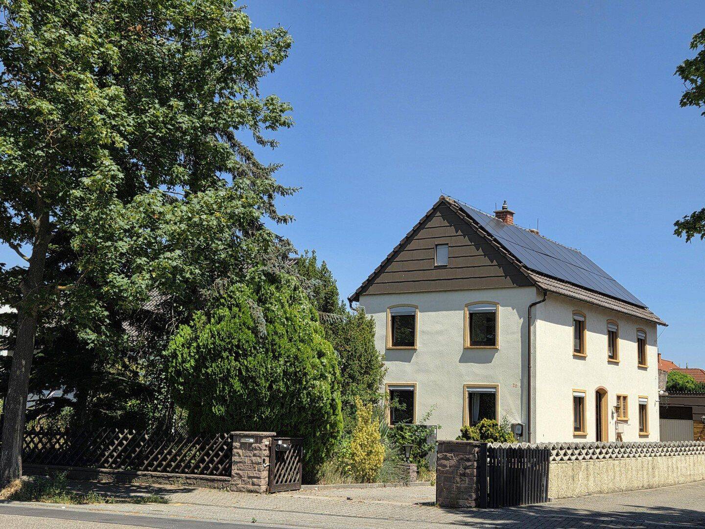 Freistehendes EFH auf 911 m² Grundstück | Wärmepumpe + PV | 6 Zimmer | Sofort frei, 67125 Dannstadt-Schauernheim
