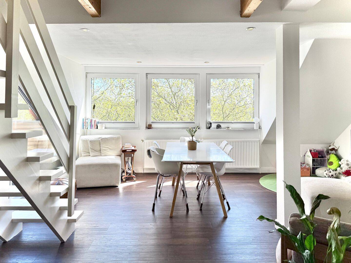 Lichtdurchflutete Wohnung mit Dachterrasse in Hannover-Südstadt, 30173 Hannover
