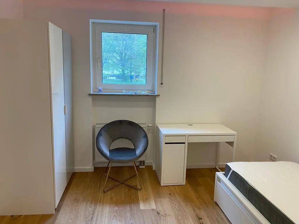 Sofort bezugsfertiges WG-Zimmer in sympathischer WG / Solothurnerstraße 28 / EG / WE17 / Zi.1, 81475 München (Thalk. Obersendl.-Forsten-Fürstenr.-Solln)