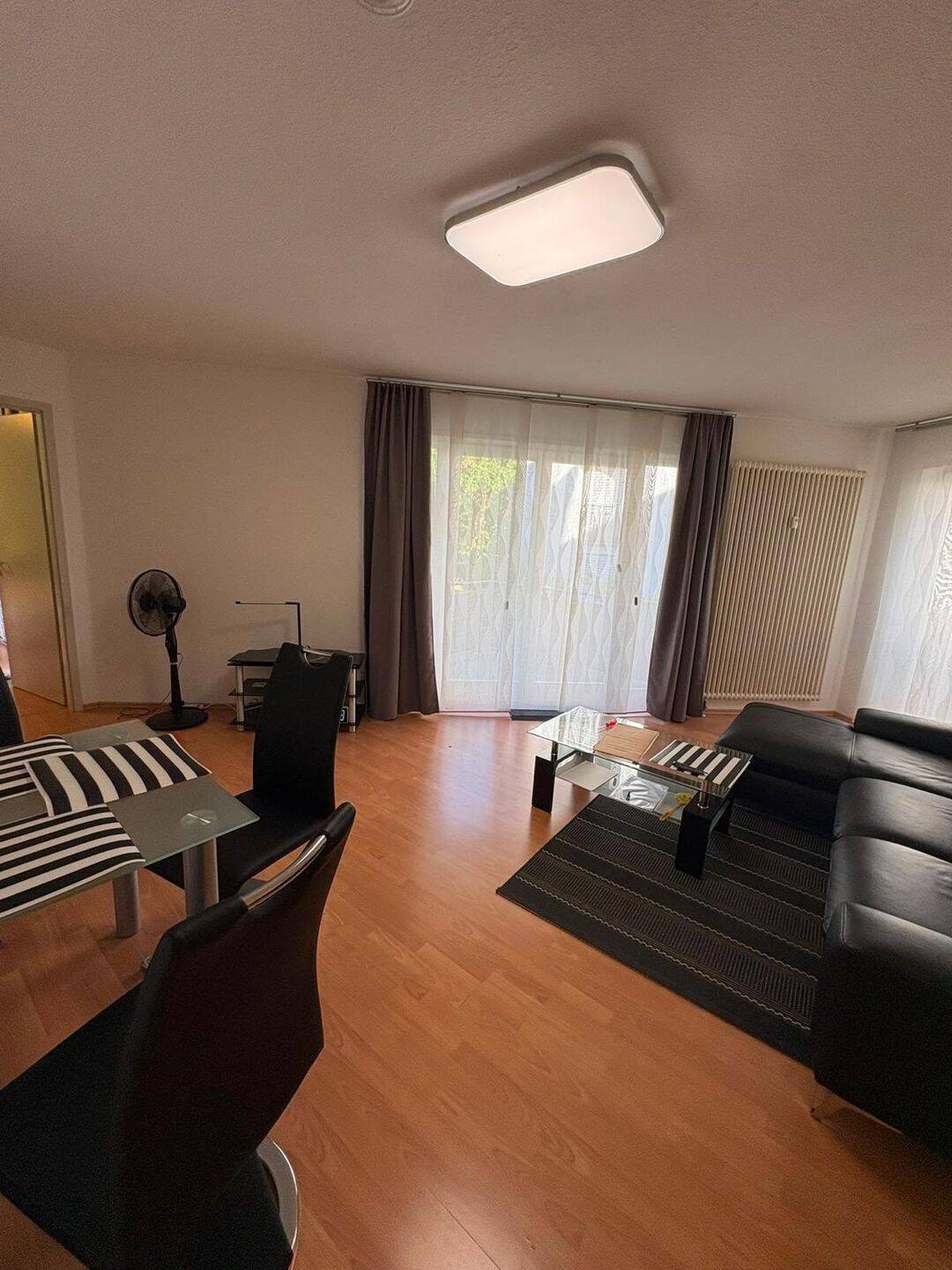 Schöne 2-Zimmer Wohnung, möbliert, Tiefgarage, in Edingen-Neckarhausen (Residenz im Schlosspark), 68535 Edingen-Neckarhausen