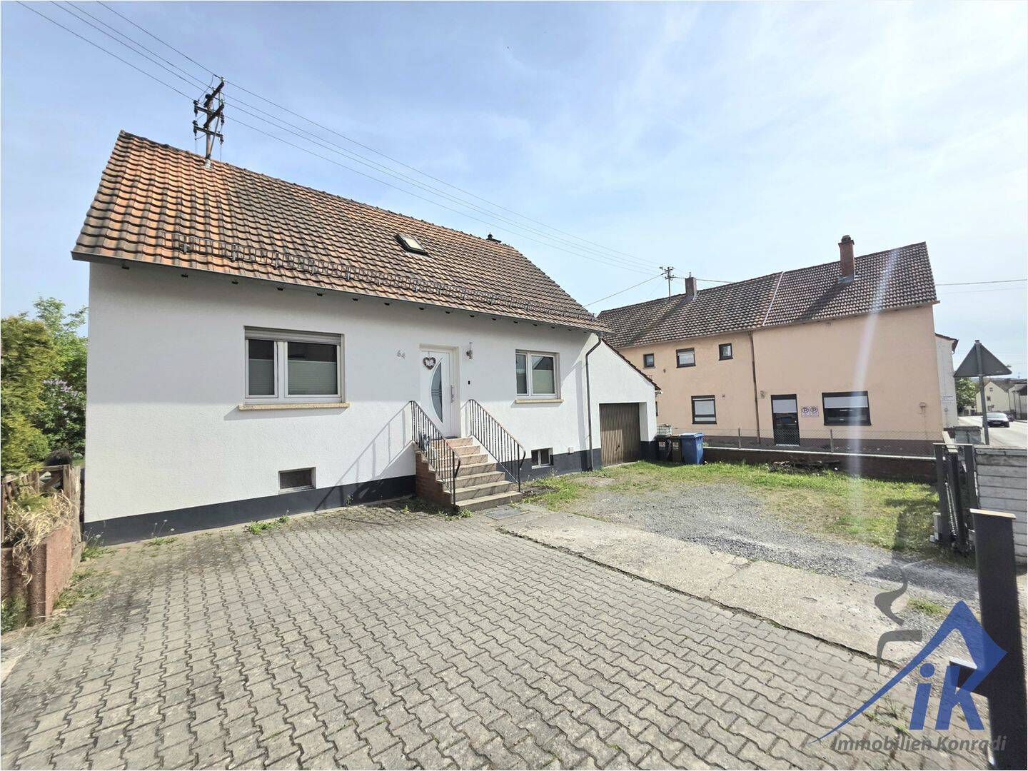 IK | Spesbach: Gemütliches, gepflegtes Haus mit Garage in guter Lage, 66882 Hütschenhausen