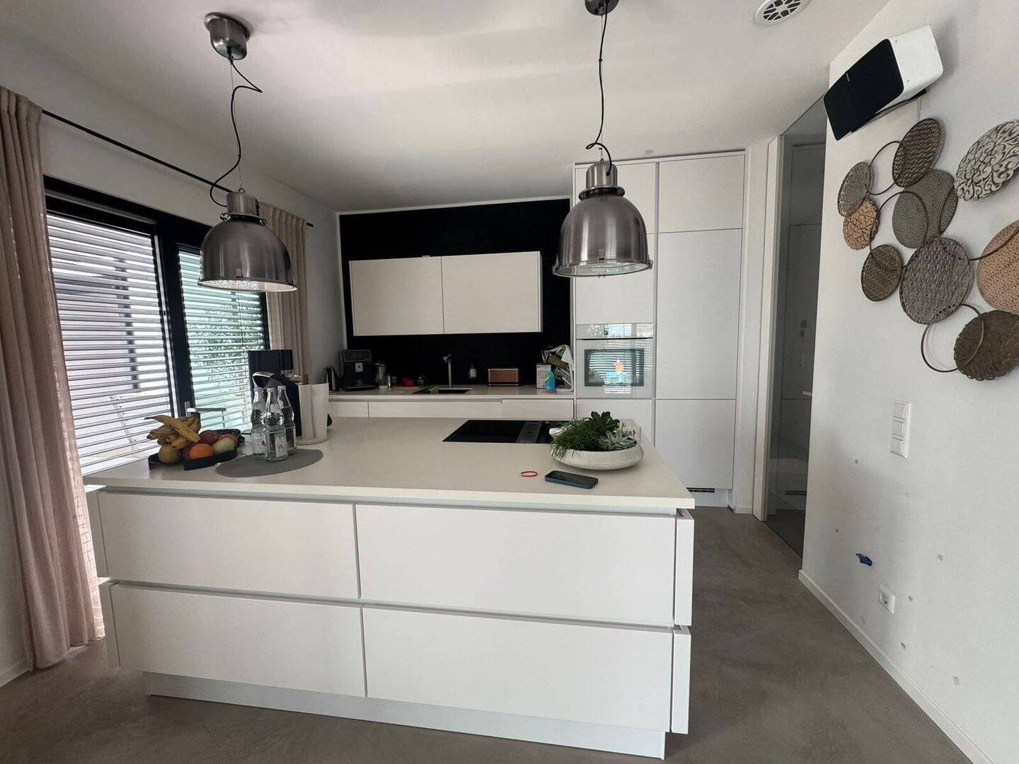 Viel Platz für den Alltag: Großzügiges Haus in Großmehring, 85098 Großmehring