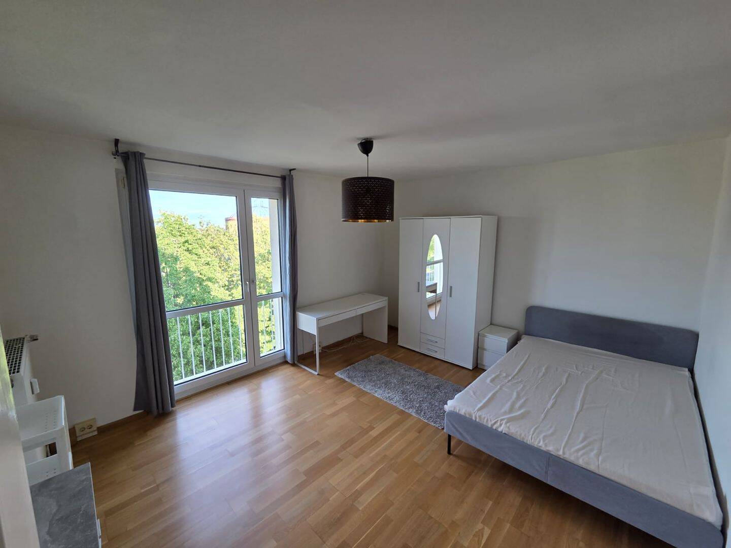 Zentrales, möbliertes Zimmer in 3er-WG (17 m²) – all inclusive, ab 01.08. bezugsfrei, 4105 Leipzig (Zentrum-Nord Zentrum-Nordwest Zentrum-Ost Zentrum-West)