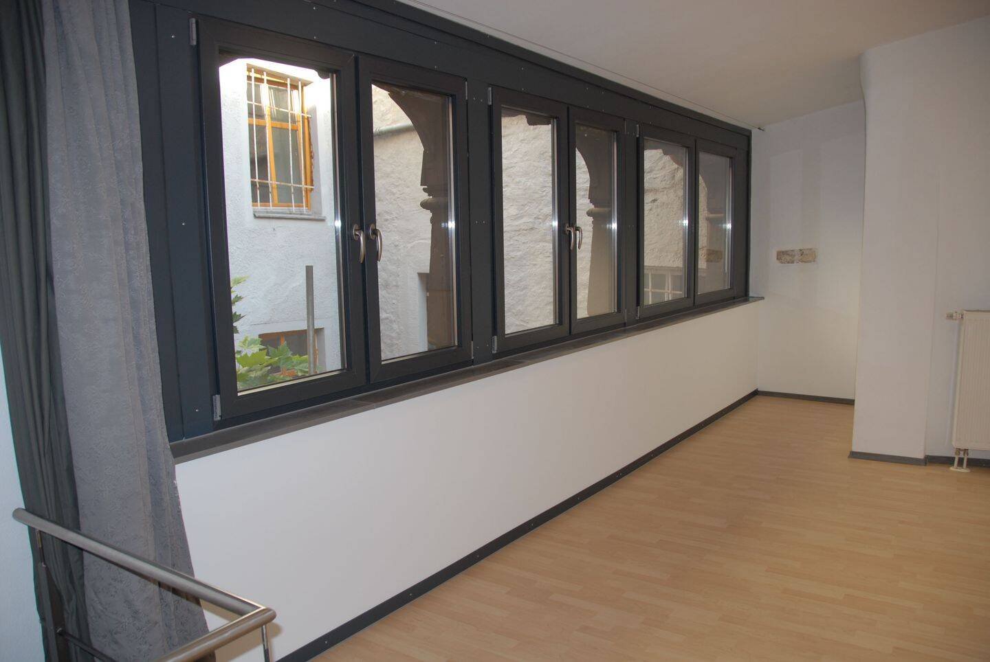 ! ZKB Loggiawohnung in Regensburg Innenstadt Goliathstraße, befristet bis 31.07.2026, 93047 Regensburg (Innenstadt Kasernenviertel Ostenviertel Westenviertel)
