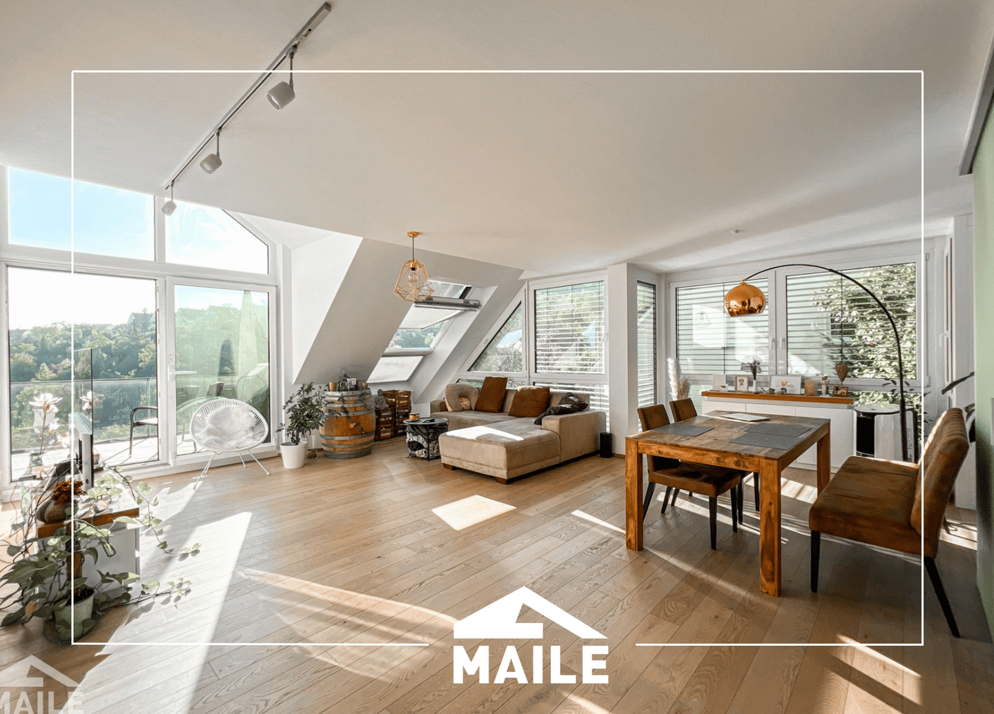 Traumhafte 3,5-Zimmer Luxuswohnung mit sonniger Terrasse in ruhiger Lage., 70186 Stuttgart (Ost)