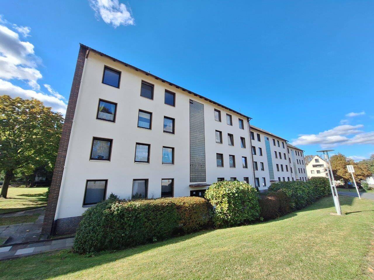 2 Zimmer Wohnung mit Balkon frisch renoviert, 31303 Burgdorf