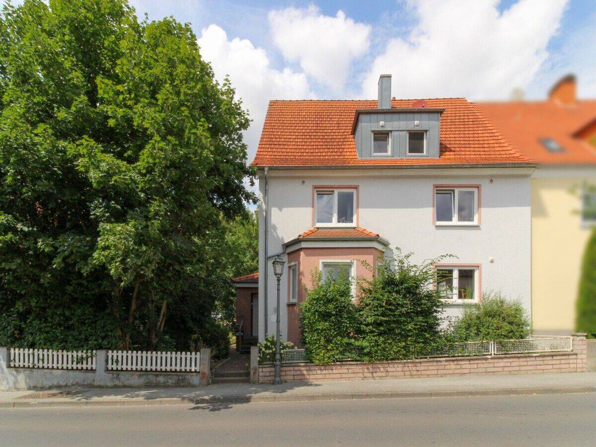 Großzügiges Zuhause in Hünfeld für Mehrgenerationen oder Vermietung, 36088 Hünfeld