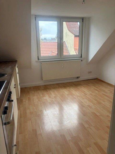Lichtdurchflutete Dachgeschosswohnung zum Wohlfühlen, 63263 Neu-Isenburg