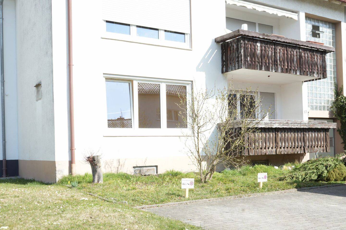 Ihr neues Zuhause in Hilzingen – Großzügige 4-Zimmer-Erdgeschosswohnung mit Gartenanschluss, Garage und Stellplatz, 78247 Hilzingen