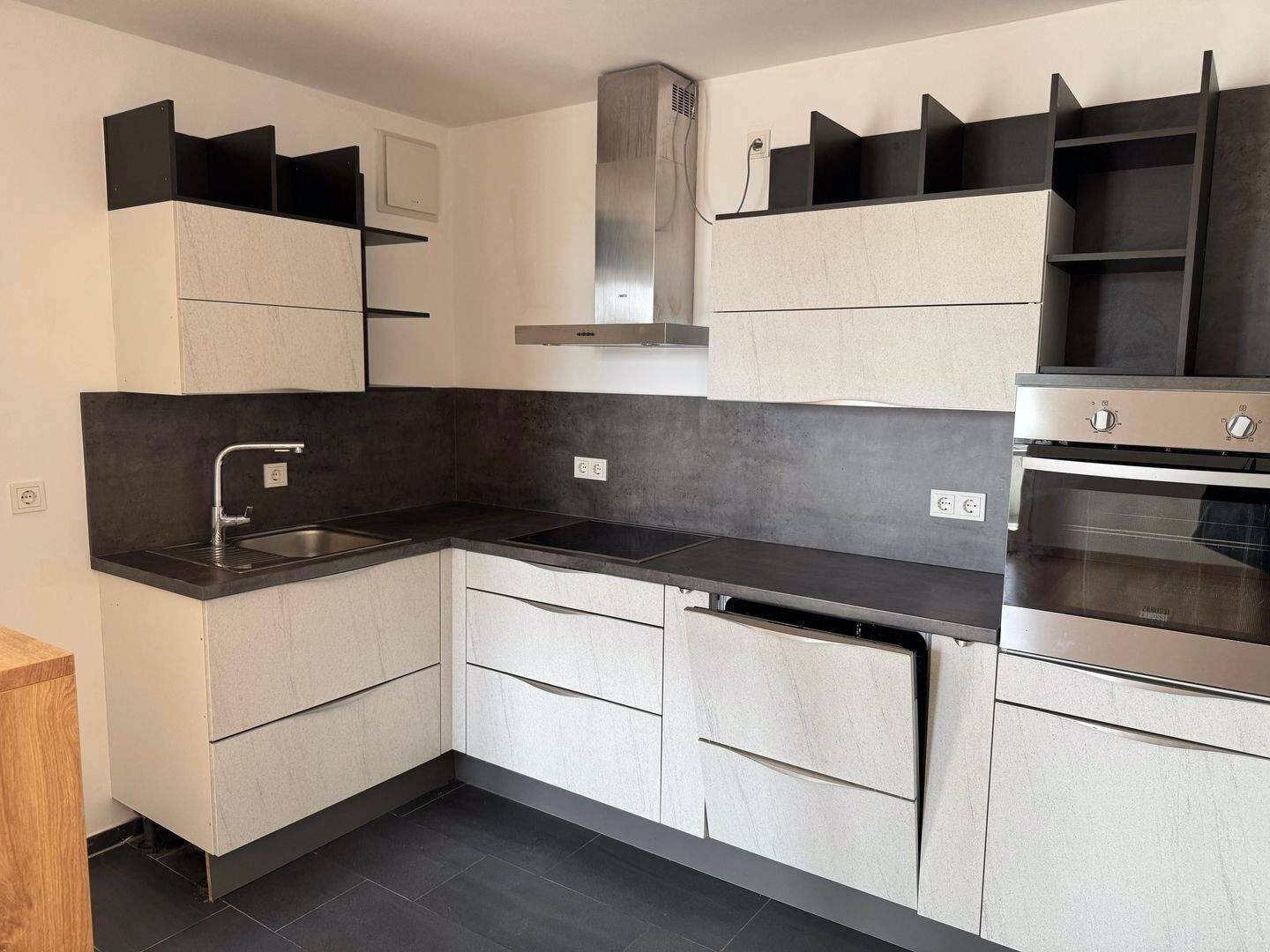 Moderne Zweizimmerwohnung in Mainz-Weisenau / Göttelmannviertel, 55130 Mainz (Laubenheim Weisenau)