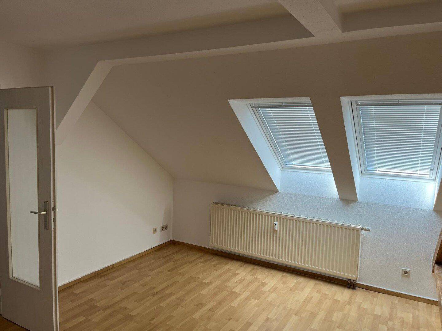 Lichtdurchflutete Dachgeschosswohnung mit Charme – Wohnen im beliebten Leipzig-Kleinzschocher, 4229 Leipzig (Kleinzschocher Plagwitz Schleußig)