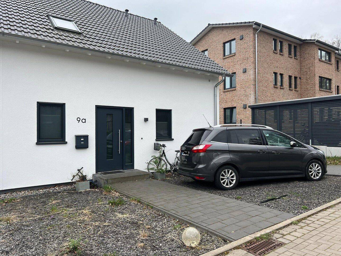 Traumhaus für Familien: DHH mit Sonnengarten in Büchen – KfW-55, A+, vor den Toren Hamburgs, 21514 Büchen