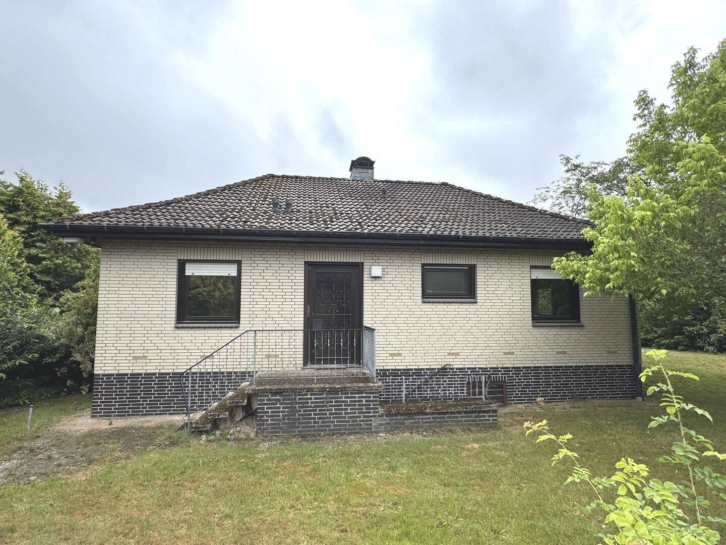 Suderburg: Fertighaus auf großem Grundstück, 29556 Suderburg