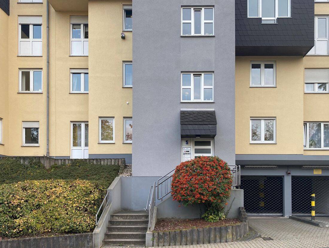 Trier Bernhardstraße | 2 ZKB | Erstbezug nach Sanierung | Neues Bad & neue Küche | Neue Bodenbeläge I TG-Stellplatz | Aufzug | Abstellraum, 54295 Trier