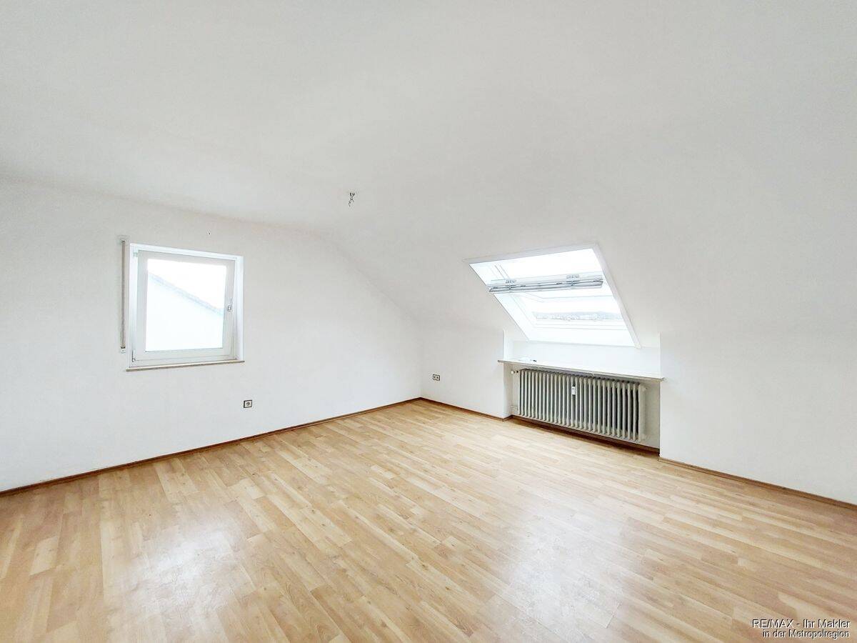 Gemütliche 3 Zimmer Dachgeschosswohnung, 90530 Wendelstein