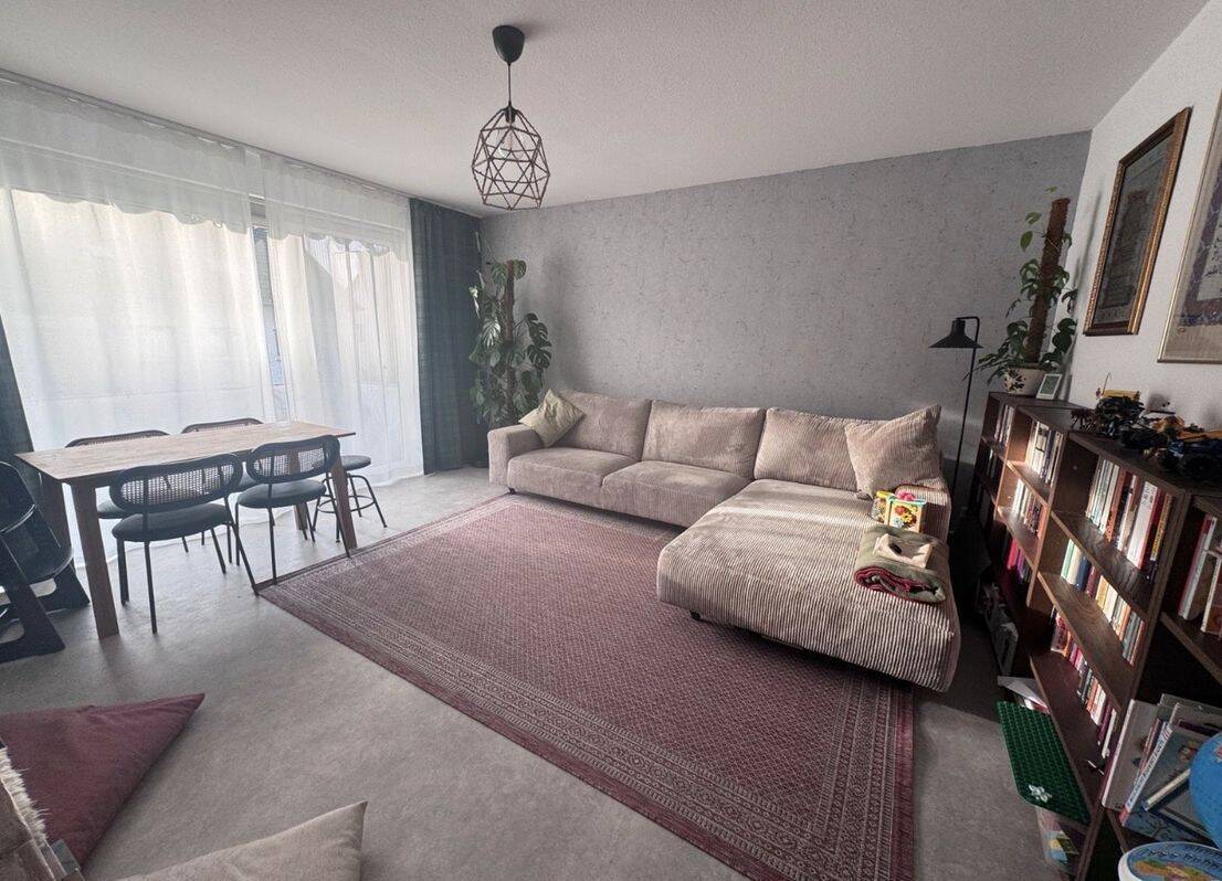 3-Zimmer-Wohnung in Frankfurt-Rödelheim (mit Ablöse für Küche), 60489 Frankfurt am Main (Rödelheim)