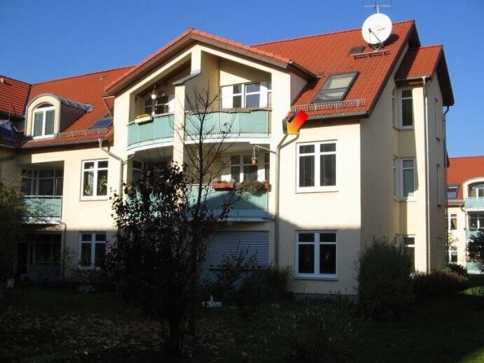 Ruhig gelegene 2-Raumwohnung im Erdgeschoss mit kleinem Garten, in kleiner grüner Wohnanlage, 13127 Berlin (Pankow)