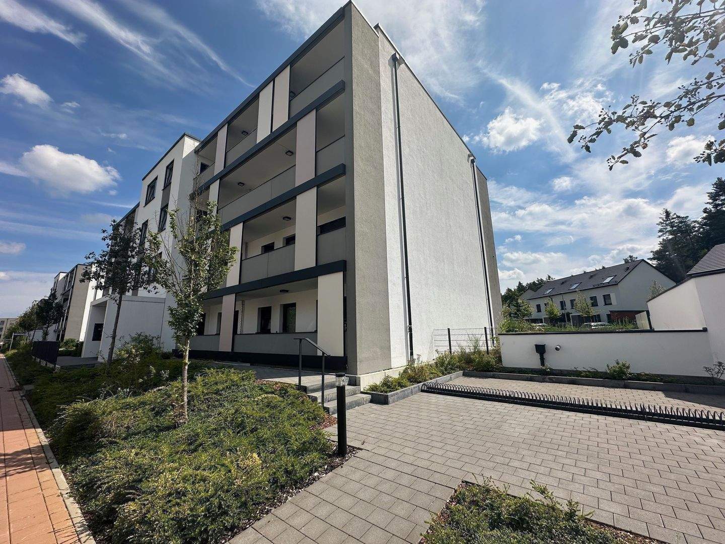 Moderne Terrassenwohnung: 1 Zimmer im Neubau, 90552 Röthenbach a.d. Pegnitz